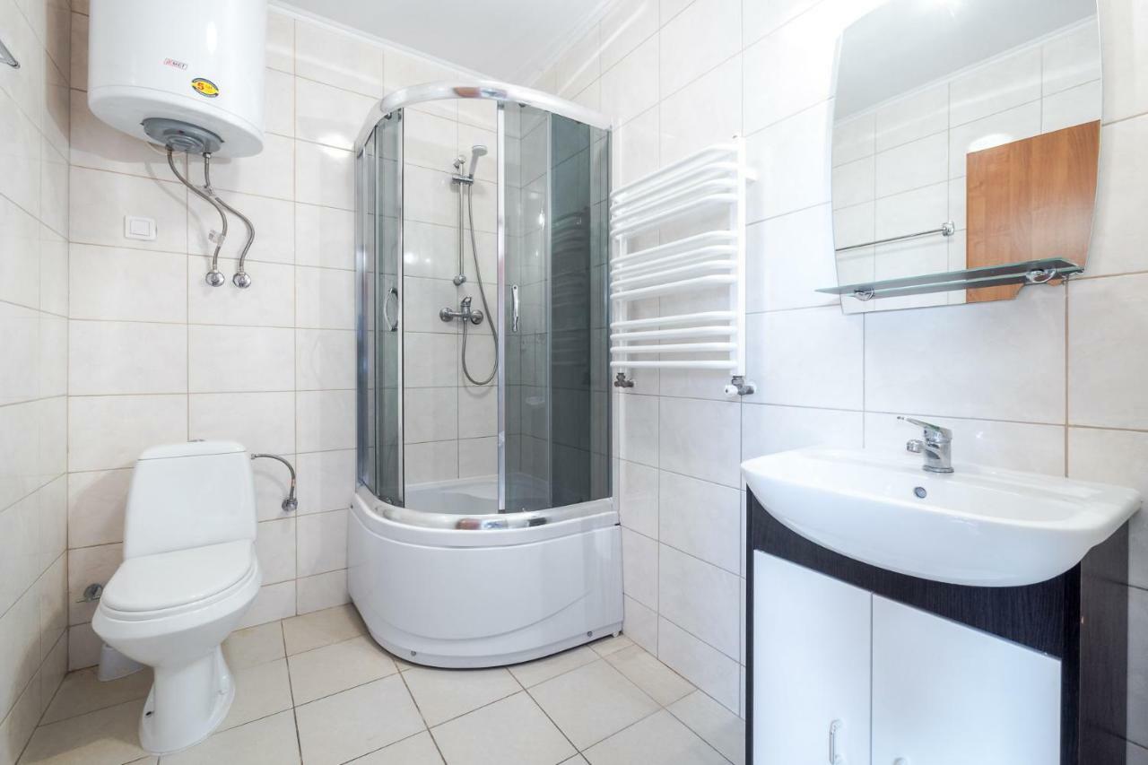 Astoria Apartment Dabki Luaran gambar